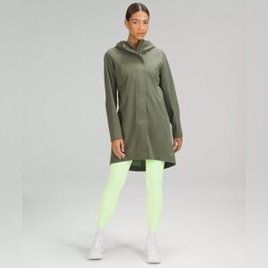 Lululemon Rain Rebel Stretch Jacket- size 14 Color: Medium Olive